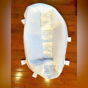 Like New Halo Bassinet Newborn Insert